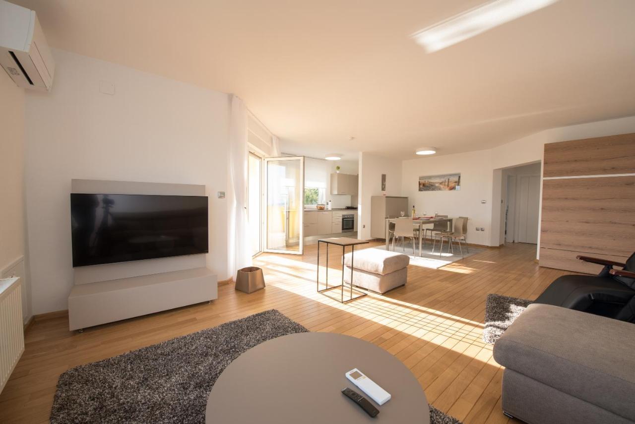 Apartmani Bilic Кастав Екстериор снимка